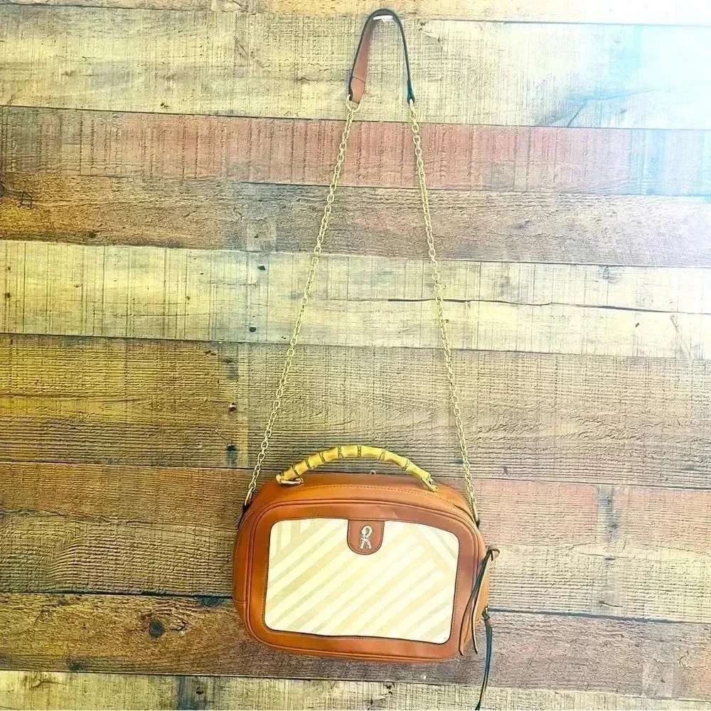 Roberta Di Camerino Italian Leather Camera Case Style With Chain Crossbody Strap